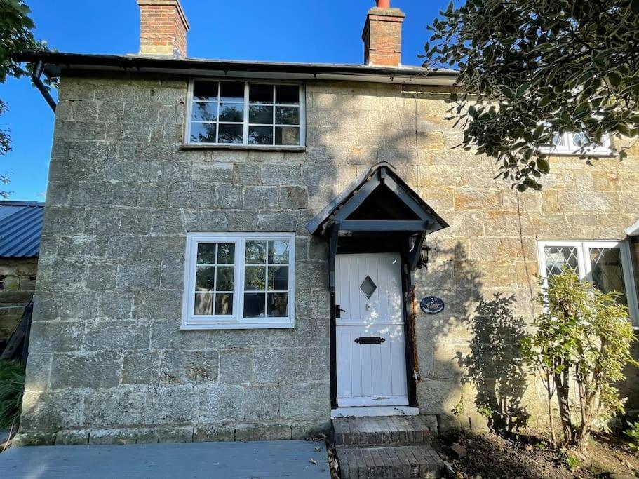 Rustic 18Th Century Stone Cottage With Fireplace And Parking Crowborough Buitenkant foto